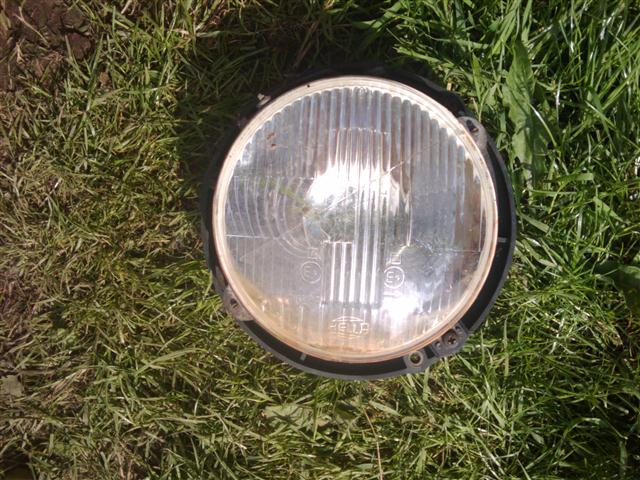 Headlight 2 (Small).jpg